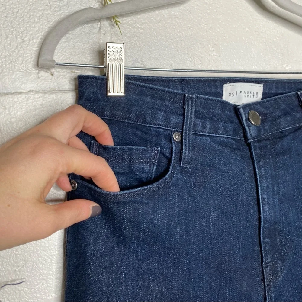 Parker Smith Peekaboo Split Hem Side Stripe Jeans in Baltic Dark Wash Size 28